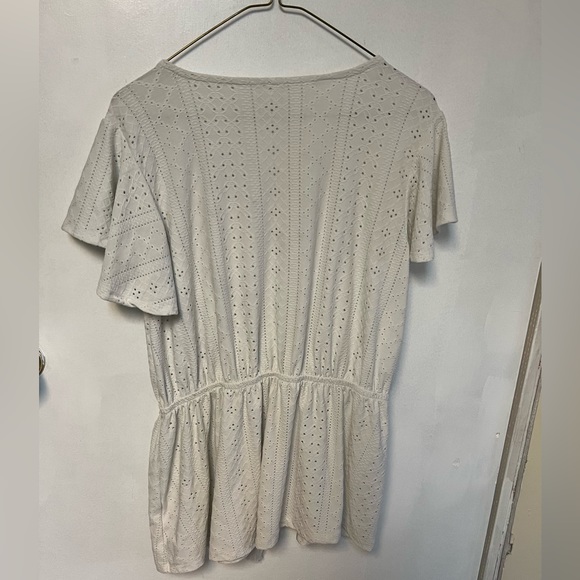 White bohemian top - Picture 2 of 3